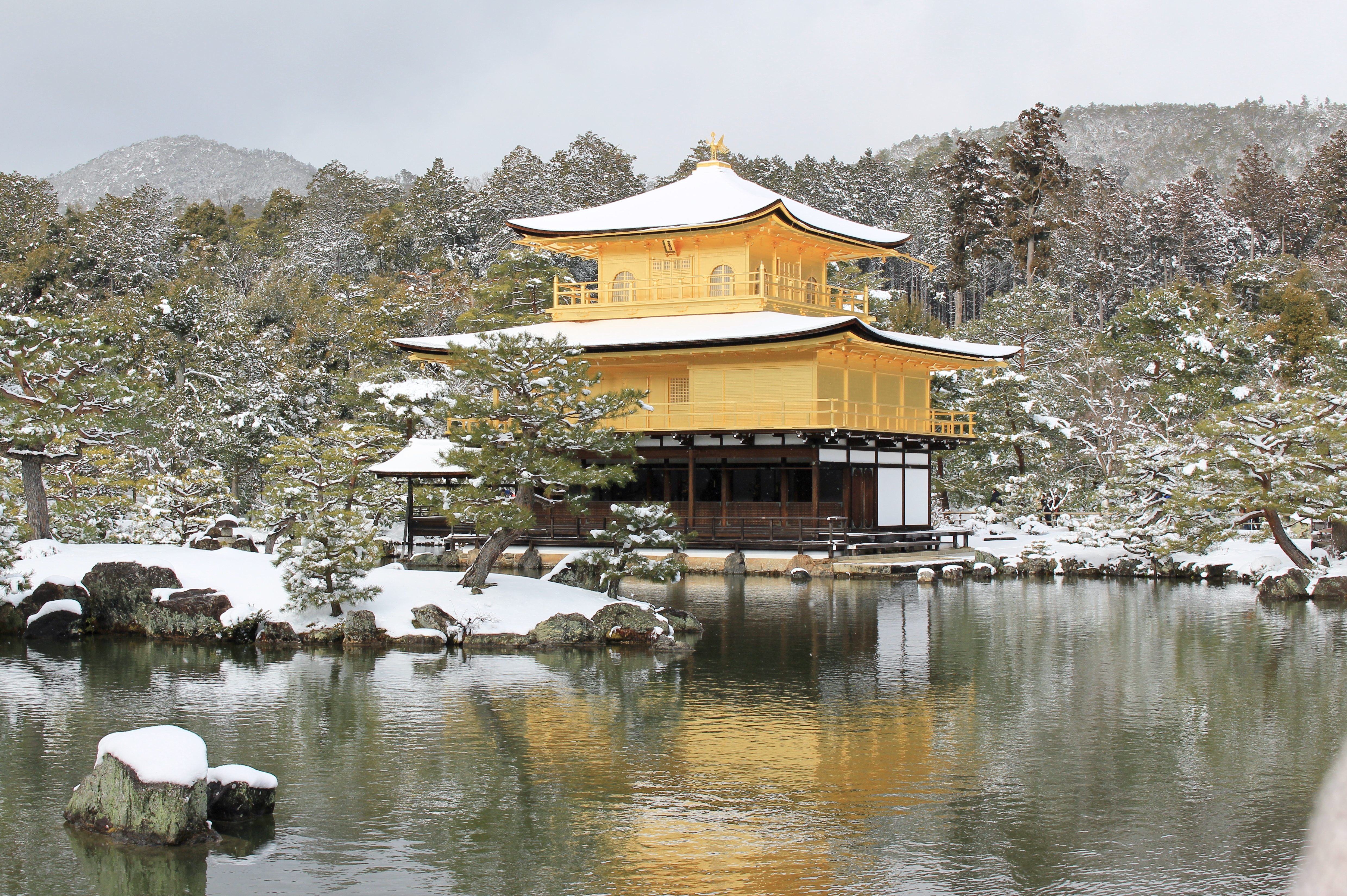 金閣寺の雪化粧　2023年1月25日